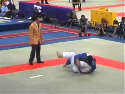 JUDO 2005 World Championships: Daniel Hadfi (HUN) - Askhat Zhitkeyev (KAZ)