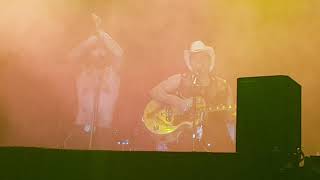 The Bosshoss- Little Help