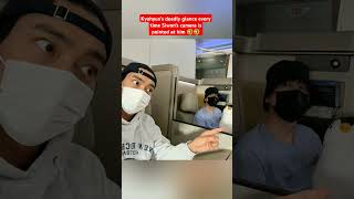 Download lagu Kyuhyun's deadly glance every time Siwon's camera is pointed at him... LOL mp3 Download lagu Kyuhyun's deadly glance every time Siwon's camera is pointed at him... LOL mp3