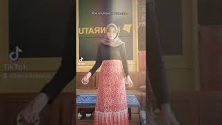 Download lagu secantik itu motif terbaru kainratu #viral #shortvideo #shorts mp3 Download lagu secantik itu motif terbaru kainratu #viral #shortvideo #shorts mp3