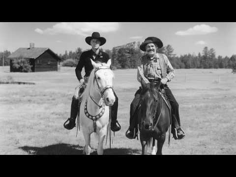 1938 - The Frontiersmen - She knows the way to Cassidy's heart— Hopalong rides to romance!