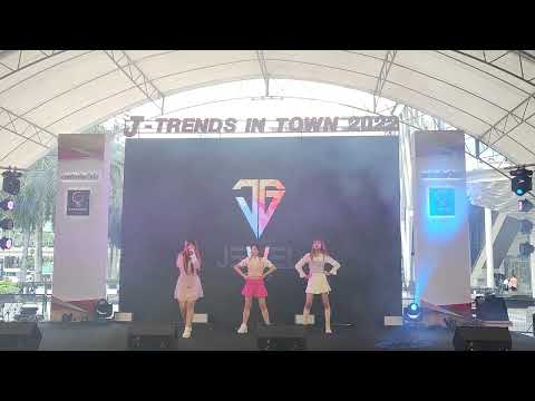 VID 3000 Jewel Girls - " ถามแม่ก่อนนะคะ " J-TRENDS in TOWN 2022 @ CentralwOrld