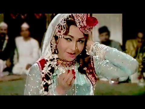 Sirf Apne Khayalon Ki Parchhayi - Helen, Asha Bhosle, Bahu Begum Song
