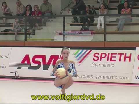 GP Innsbruck 2010 - Finals Junior Ball 03 Katsiaryna HALKINA