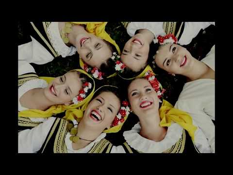 Serbian women in ethno dresses