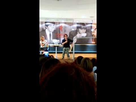 Samuele Bersani racconta al padre di essersi tatuato