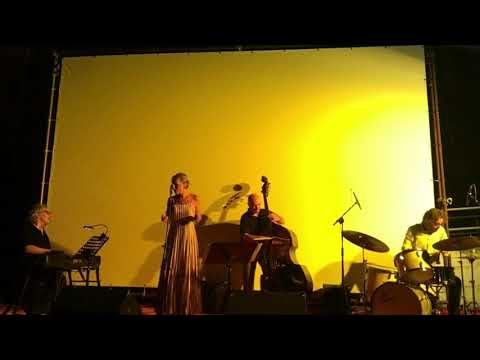 Lara Luppi Jazz Quartet full Live Concert