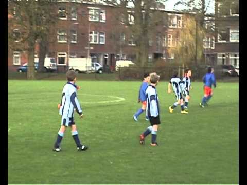 Wedstrijd Vredenburch F2 tegen Forum Sport.wmv