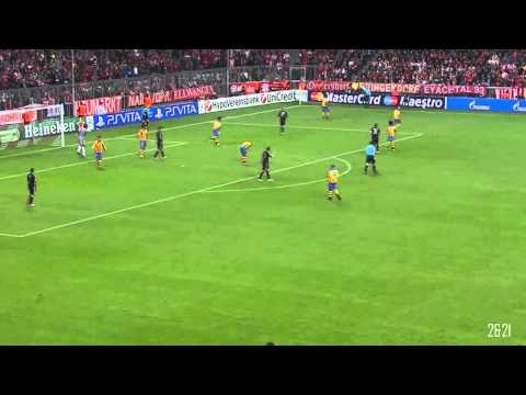 Javi Martínez CL Debut VS. Valencia CF - 2012_2013 [HD]