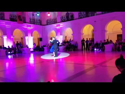  Facundo Piñero  and  Vanesa Villalba  are  dancing  to  "  En Esta Tarde Gris  "  by  Aníbal Troilo  at  Recuerdo Tango Festival Warsaw  in  2016