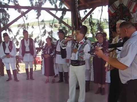 40 Festivalul Cununa Spicului de Grau - Nelu Sopterean - MVI 4433