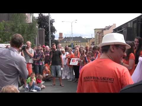 IUVENTUS, GAUDE! - PŘÍJEZD DO JABLONCE PO PŘÍLETU Z OLYMPIÁDY V USA (2)