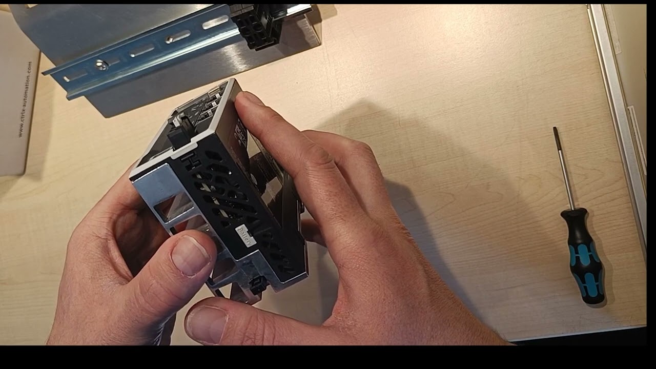 Bosch Rexroth ctrlX AUTOMATION - crtlX CORE X3 unboxing and first connect