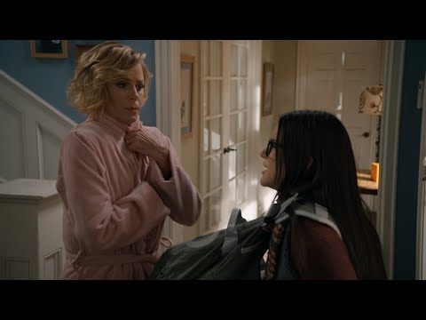 Claire Fakes Being Sick to Avoid Her Family - Modern Family