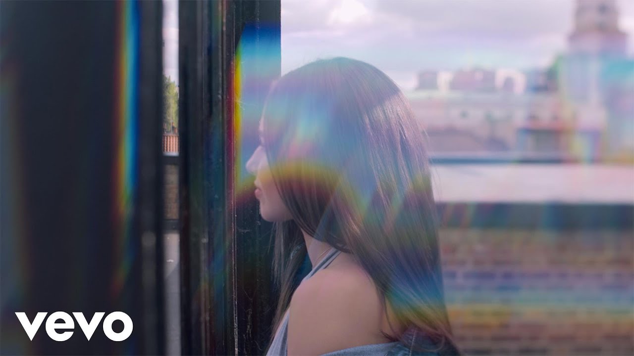 Redlight, Tayá — Here With Me