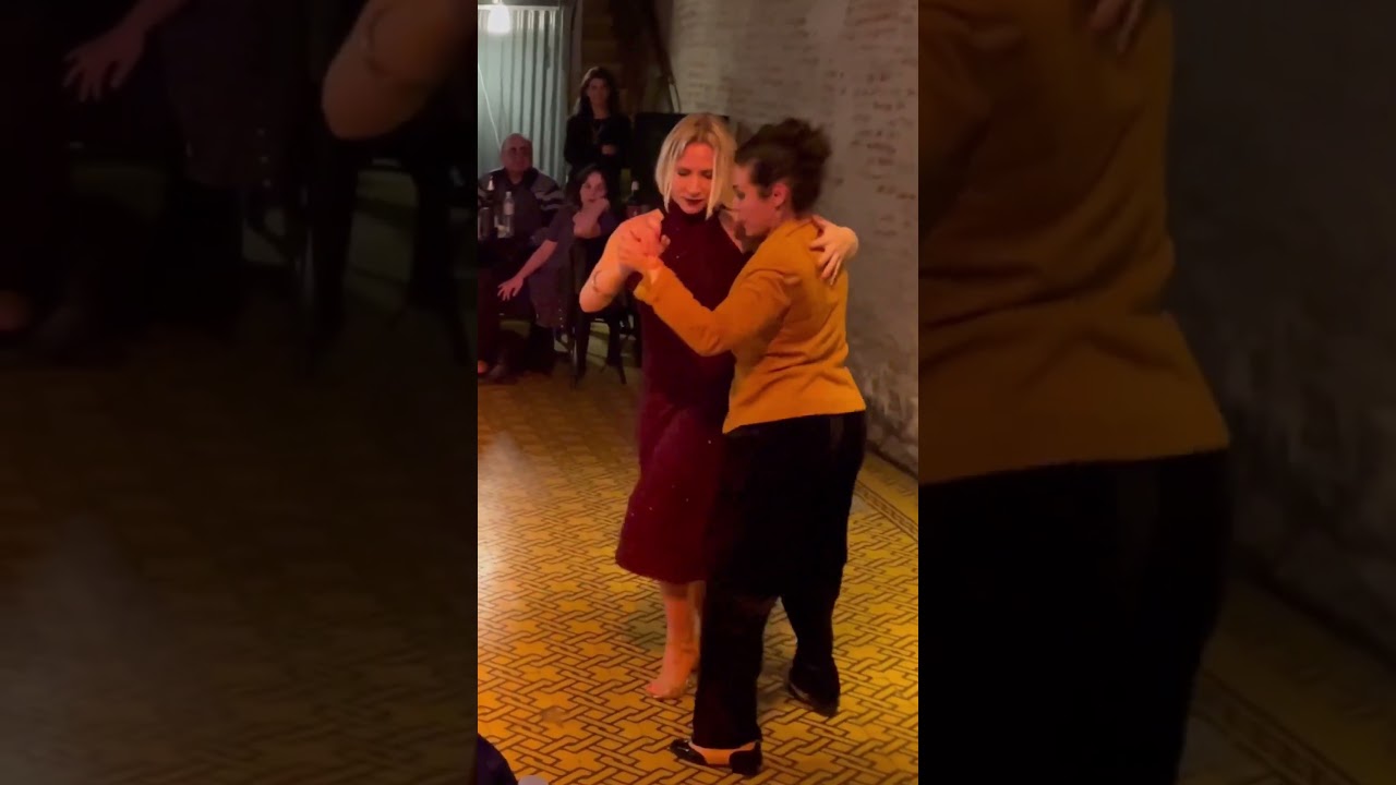 Vamos... milonga! Anahí Carballo & Natalia Fures🔥😍 Follow @tangoexpo #tango #shorts