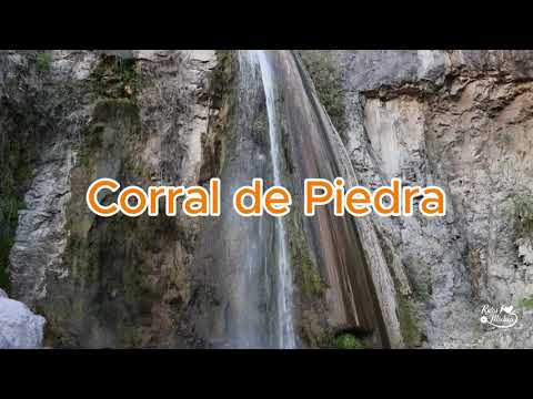 Cascada corral de piedra