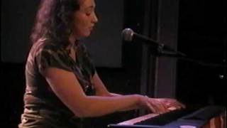 Regina Spektor - &quot;Aquarius&quot; (2004-09-09) - 3 of 13