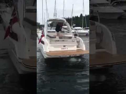 BAVARIA 300 SPORT DOCKING