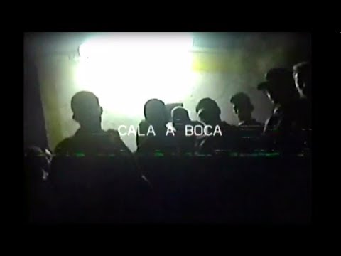 Holly Hood - Cala a Boca