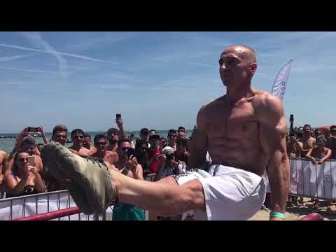 Jury Chechi Calisthenics - DeejayXmaster Senigallia