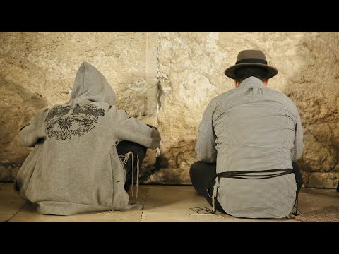 The most important day of mourning in Judaism: What is Tisha B'Av - The Wailing Wall, Jerusalem