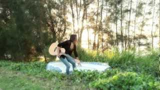 Melissa Otto - Light As A Bird