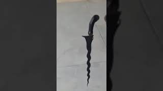 Download lagu keris berdiri mp3 Download lagu keris berdiri mp3