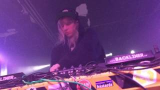 Cashmere Cat - Adore (feat. Ariana Grande) Live at The Hoxton