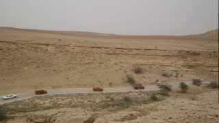 preview picture of video 'مسيرة السيارات الأثرية والكلاسيكية في محافظة الغاط'