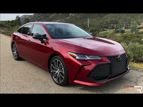 External Review Video XD3dVGCouxU for Toyota Avalon 5 (XX50) Sedan (2018)