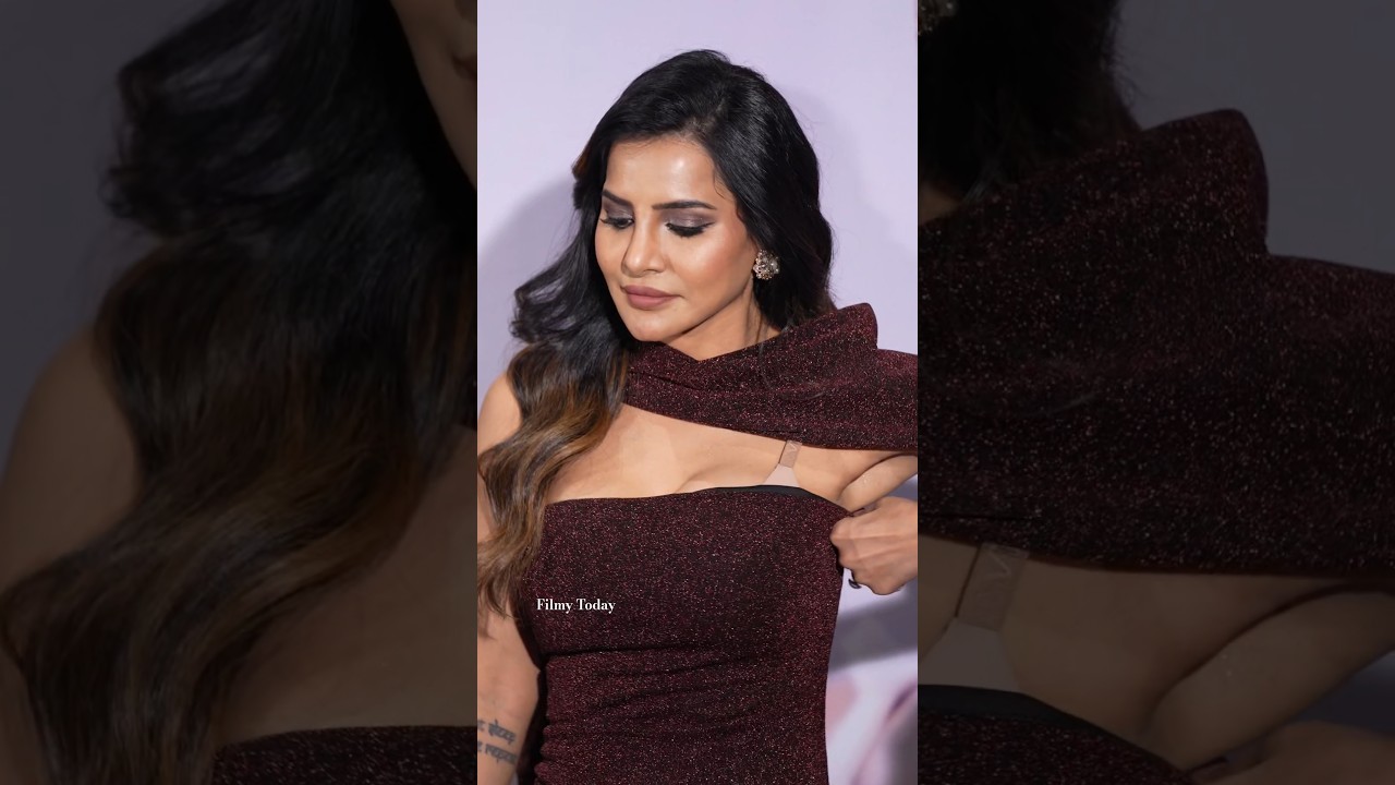 Bigg Boss Ashu Reddy adjusting bra dress