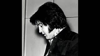 Elvis Presley,  She wears my ring