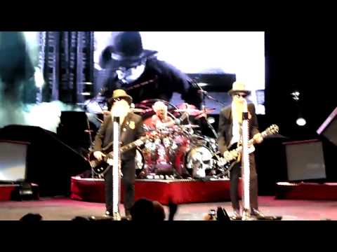 ZZ Top (entry) Give Me All Your Lovin ZZ Top Irvine Verison 10/2/10 from Orchestra