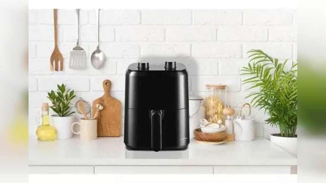 Miniatura da avaliação em vídeo de Fritadeira Air Fryer Britânia BFR31 3L 1300W Preto