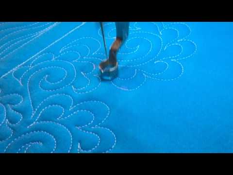 Free-Motion Quilting Ideas: Swirl/Feather Filler