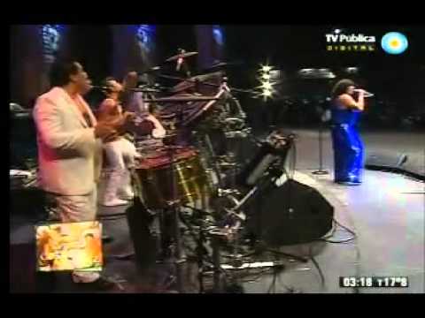 La Mona Jiménez en vivo cosquin 2012