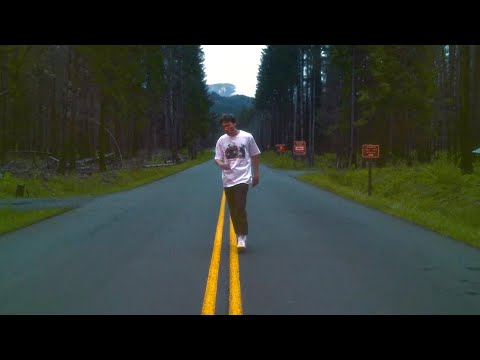 WILDE THINGS - Running In Place (feat. Idun Nicoline) [Official Video]