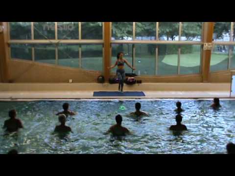 Aqua Zumba "Cola Song" Inna
