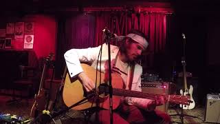 Stash Wyslouch (Solo) - The Little Black Moustache (fiddle tune)