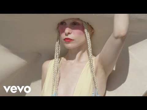 Petite Meller - Baby Love (Official Music Video)