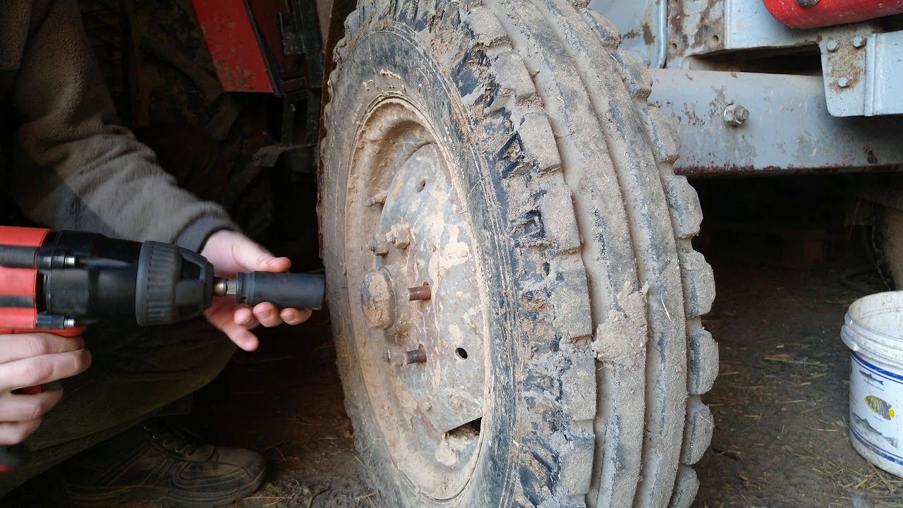 Elektryczny klucz udarowy Yato YT-82021 600nm