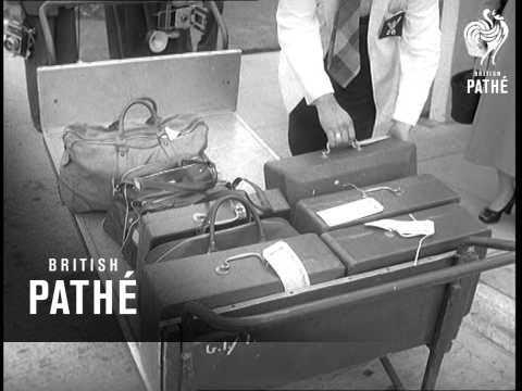 Airport News - Macmillan Leaves For San Francisco (1955)