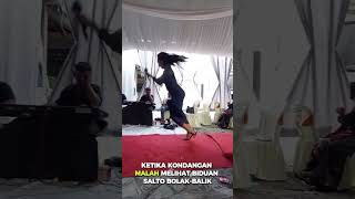 Download lagu funny moment when a singer does a somersault‼️‼️#singer #somersault #funny #laughing #shorts mp3 Download lagu funny moment when a singer does a somersault‼️‼️#singer #somersault #funny #laughing #shorts mp3