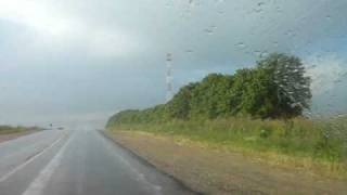 preview picture of video 'Rainy road near Iskra, Ryazan region, Russia.'