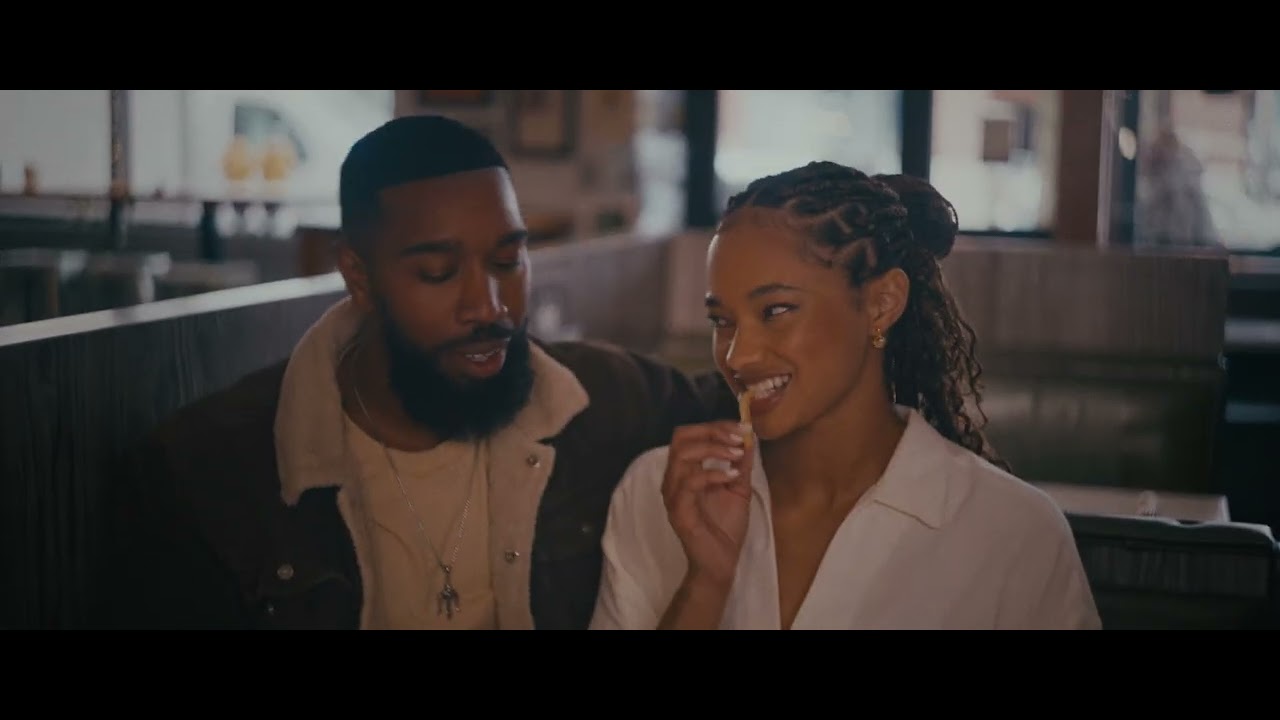 Miniature de la vidéo Love & Other Crimes Official Trailer (2025) du film Love & Other Crimes