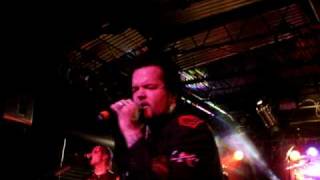 SALIVA - Southern Girls