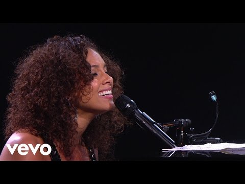 download lagu mp3 mp4 Alicia Keys Goodbye Live, download lagu Alicia Keys Goodbye Live gratis, unduh video klip Alicia Keys Goodbye Live