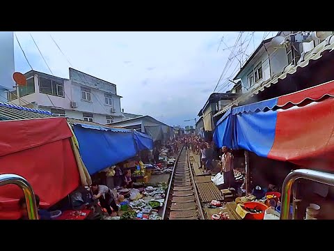 Maeklong Railway Market live webcam