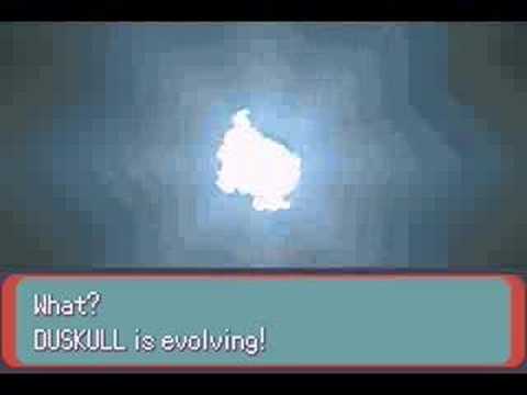 Duskull Evolving into Dusclops